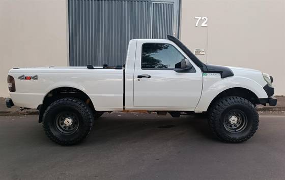 FORD RANGER 3.0 XL 4X4 CS TURBO ELECTRONIC DIESEL 2P MANUAL FORD RANGER 3.0 XL 4X4 CS TURBO ELECTRONIC DIESEL 2P MANUAL